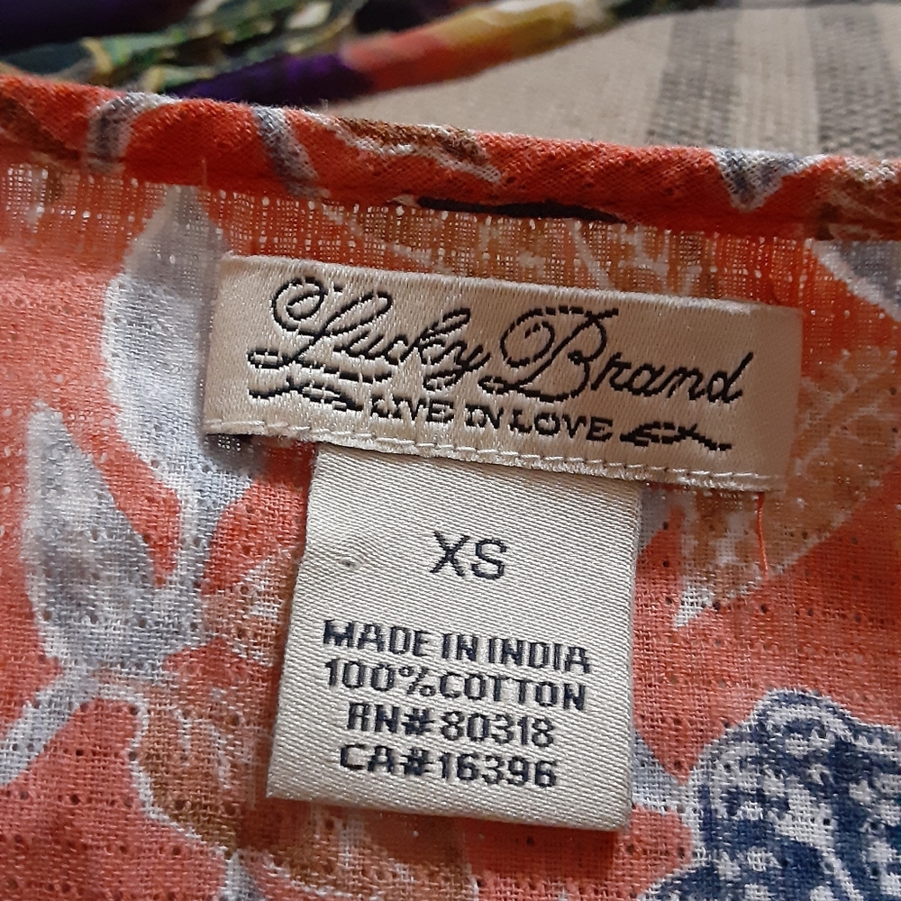Lucky Brand Top⚘Adorable - Picture 2 of 3